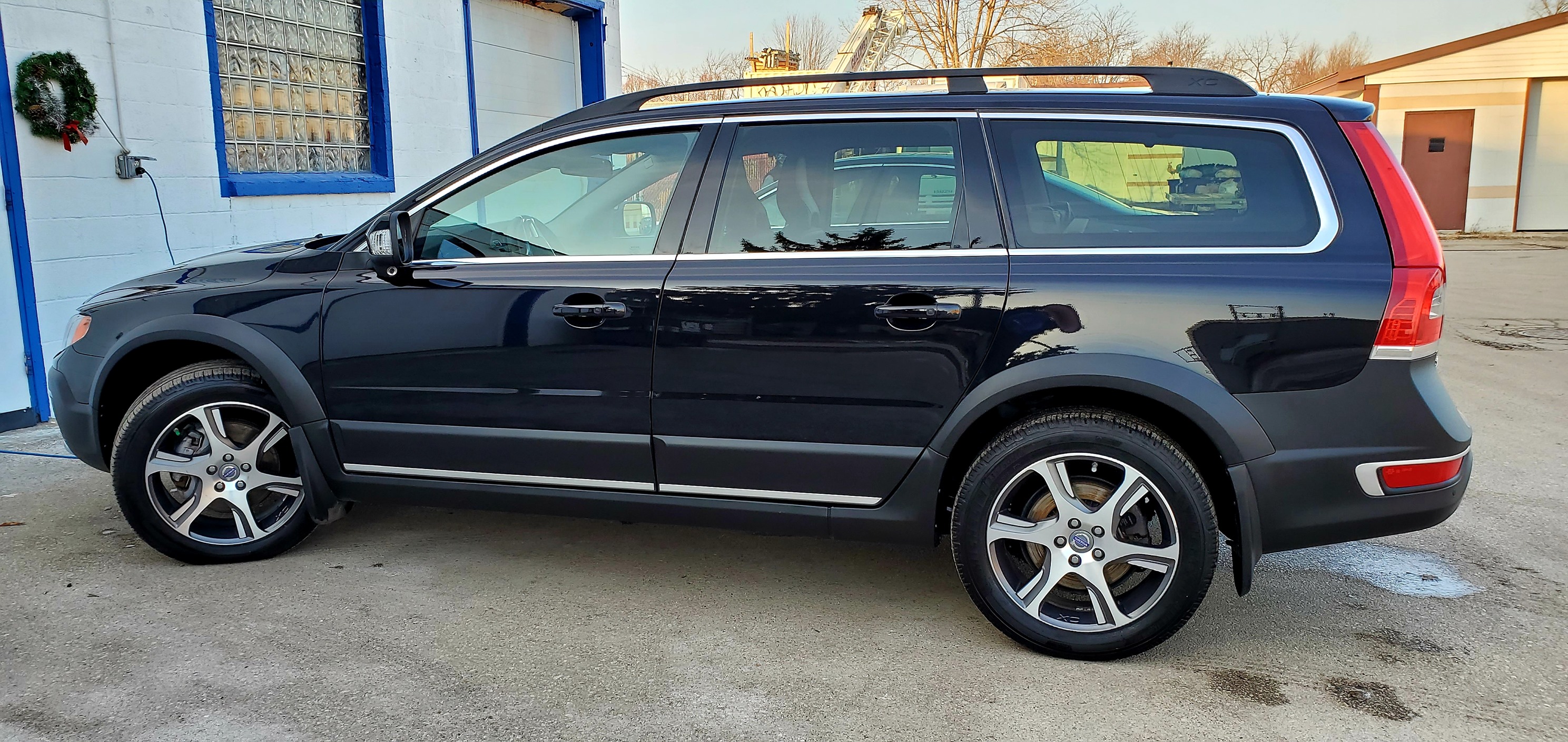 Volvo XC70 after complete detailing