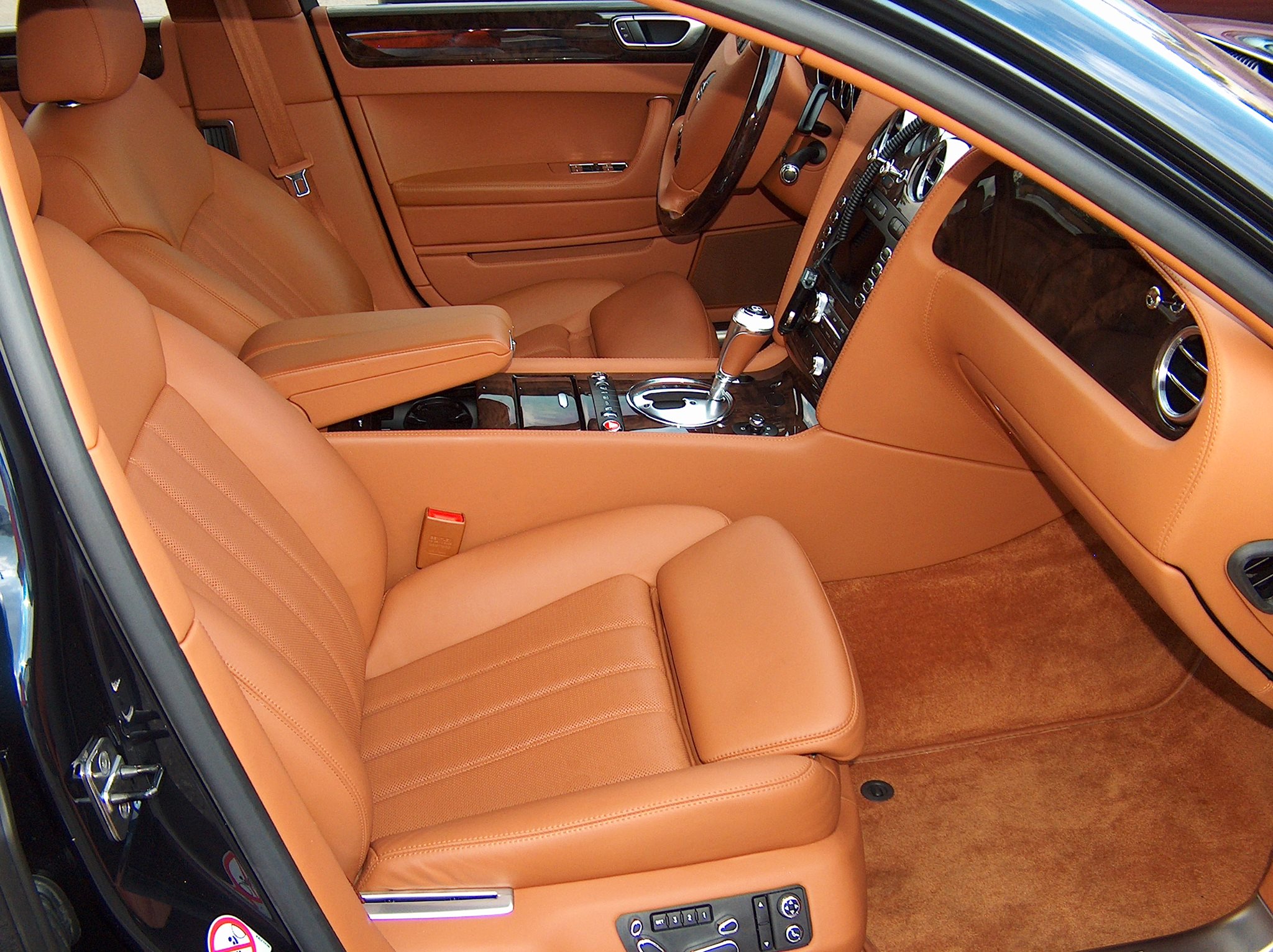 Bentley Continental interior after detailing